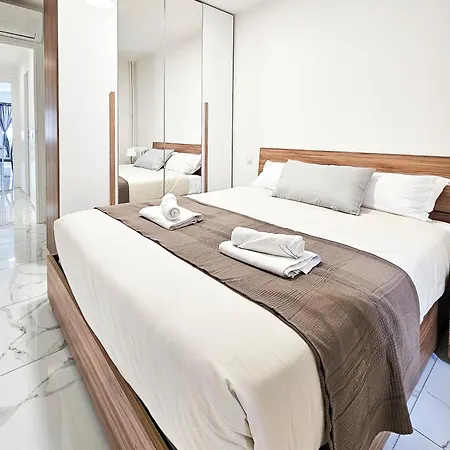 New Big Flat 8 Pers Ac Wifi