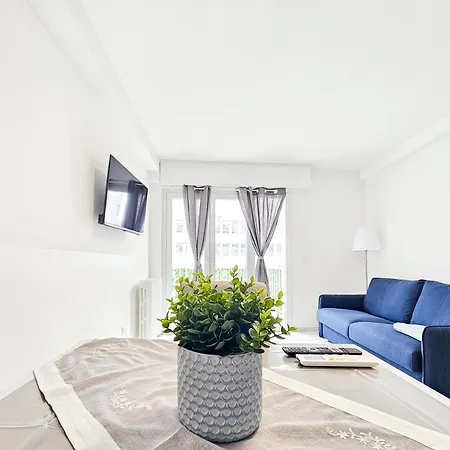 Apartment New Big Flat 8 Pers Ac Wifi *