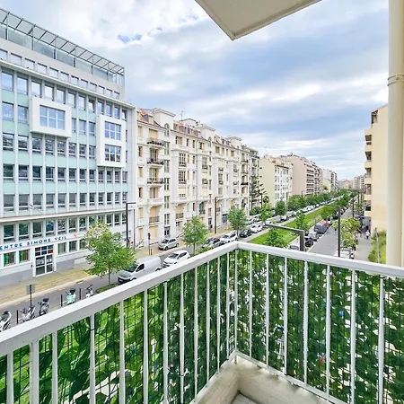 New Big Flat 8 Pers Ac Wifi Nice