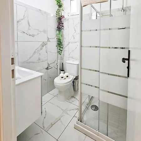 New Big Flat 8 Pers Ac Wifi 니스